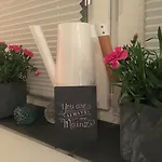 公寓中央 *