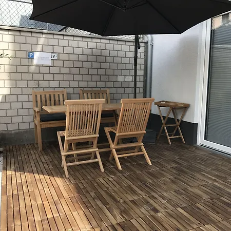 ジ セントラル アパート